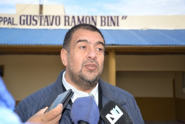 González exhortó a valorar la activa política social del estado provincial