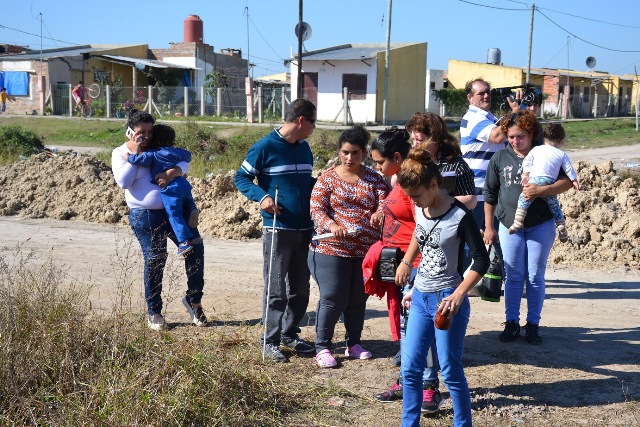 Casi un centenar de nuevas familias recibieron sus módulos habitacionales