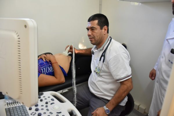 Unidad sanitaria móvil brinda atenciones y estudios gratuitos
