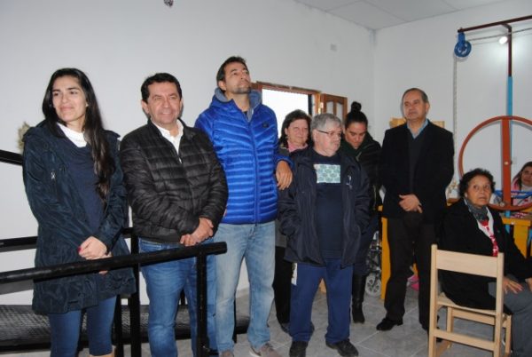 El gobierno habilitó gimnasio terapéutico que brinda servicio integral en el Lote 111