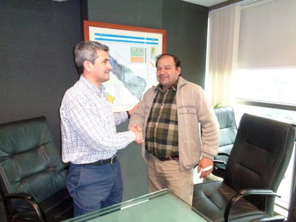 Vecinos de Mojón de Fierro valoran obras en ruta de acceso
