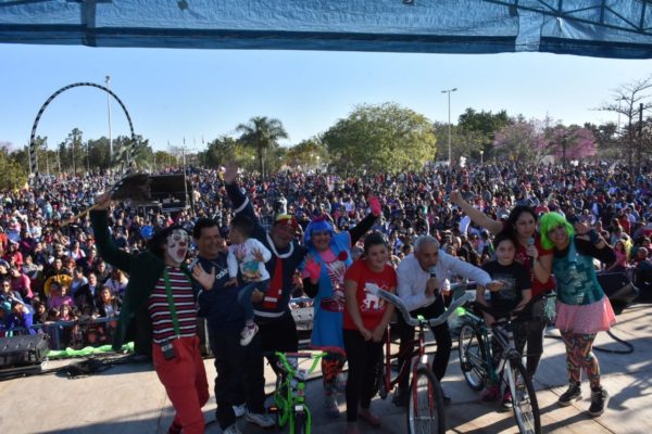 Marco festivo y popular tuvo el gran festival por el Día del Niño