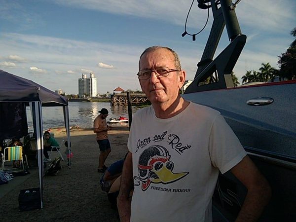 Roberto Conti, un «domador de olas» visitó Formosa