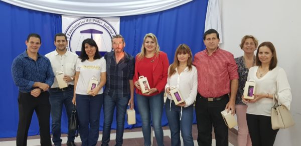 Magistrados y funcionarios judiciales celebraron su día con una reunión