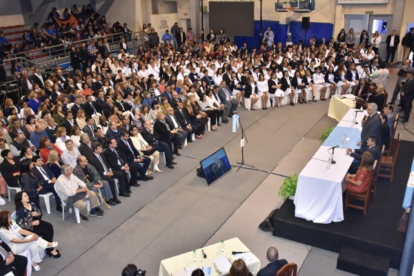 El proceso de titularización favoreció a casi 6000 docentes en toda la provincia