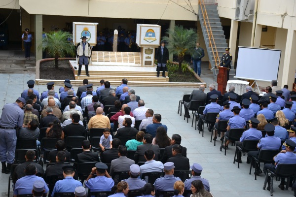El ministro de Gobierno presidio acto 41° aniversario de la UEAR