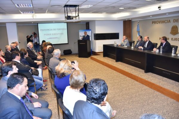 Insfrán lanzo Nutrir, programa que asegurara la alimentación a sectores sociales más vulnerables