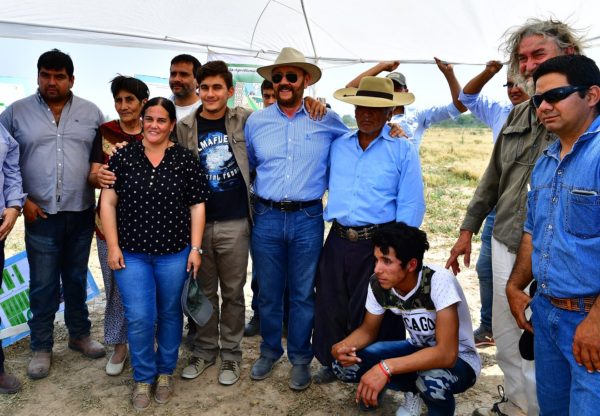 Proyecto de transformar en productivos suelos degradados