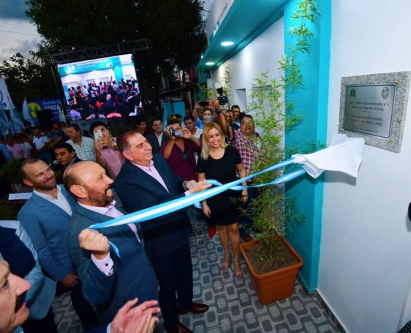 Gildo Insfrán y Jorge Jofré inauguraron el primer Centro Cívico Municipal en el Bº Eva Perón