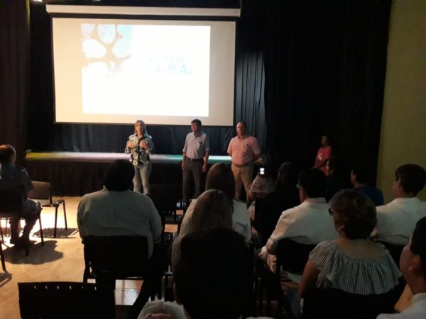 El gobierno trabaja en concientización a los estudiantes sobre las adicciones
