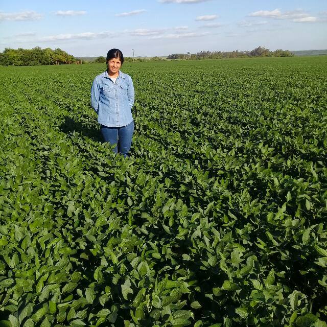 Egresó la primera ingeniera en Producción Agropecuaria del país