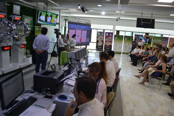 Por sorteo asignaron ubicaciones de viviendas a 352 adjudicatarios