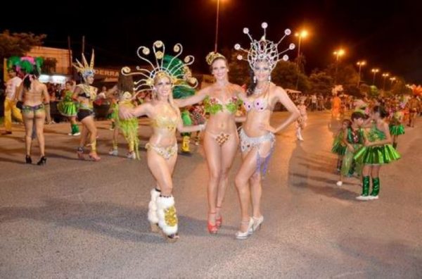 Este jueves se lanzan los corsos barriales y populares formoseños