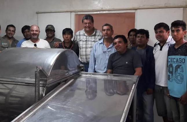 Avanza proceso de reactivación de asociación de apicultores del oeste