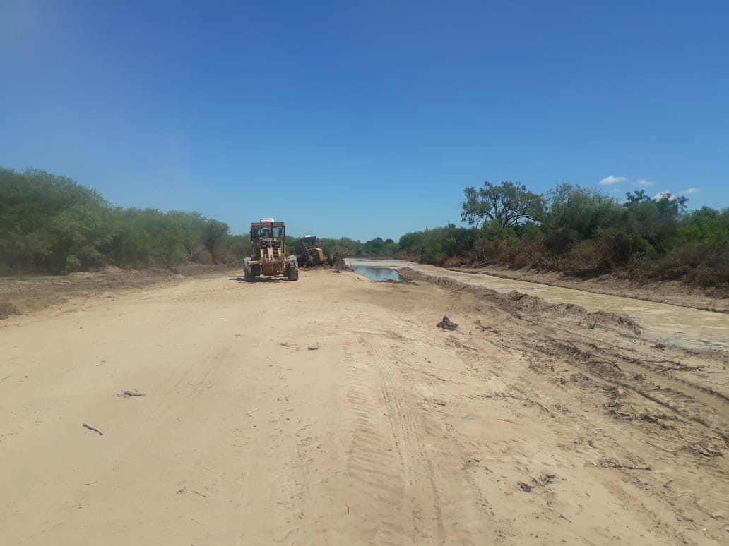 De Vido monitoreo desempeño de obras de defensas en zona de Soledad