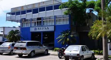 Nación ordenó a REFSA despejar 30 millones de vatios con lo cual forzaba a cortes de luz