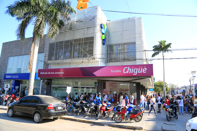 Debuta el aumento salarial a estatales