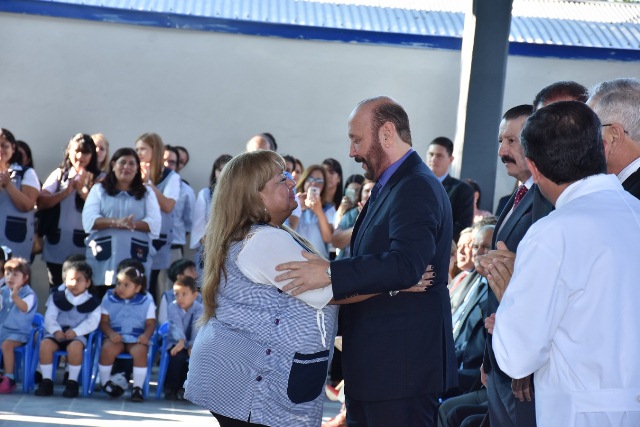 Inicio de clases: Insfrán inauguró obra educativa 1340 de su gestión