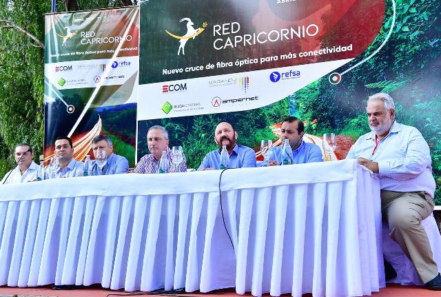 Insfrán resaltó el fundamento político, tecnológico y económico de la red Capricornio