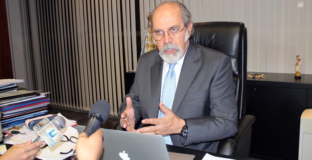 Ibáñez expuso que están los recursos para aumento, salarios y aguinaldo