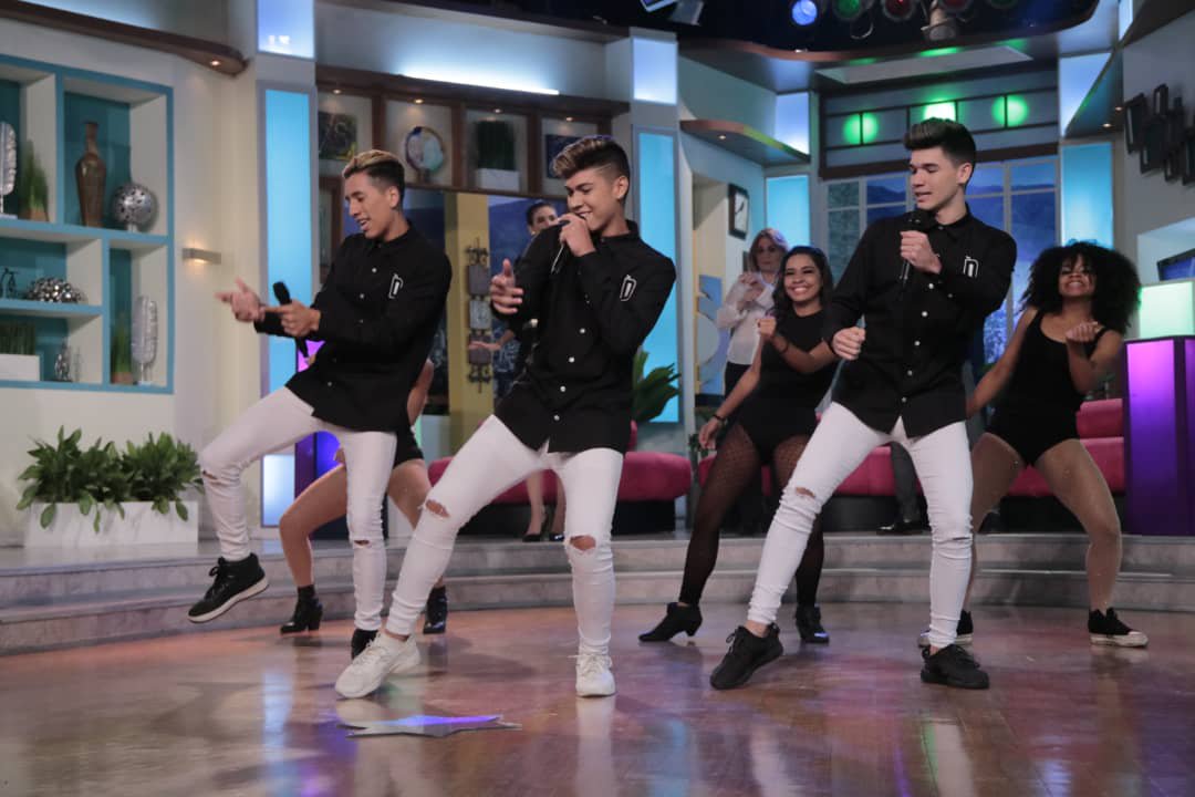 LA INVESTIDURA: GRUPO MUSICAL REVELACIÓN DEL AÑO 2019