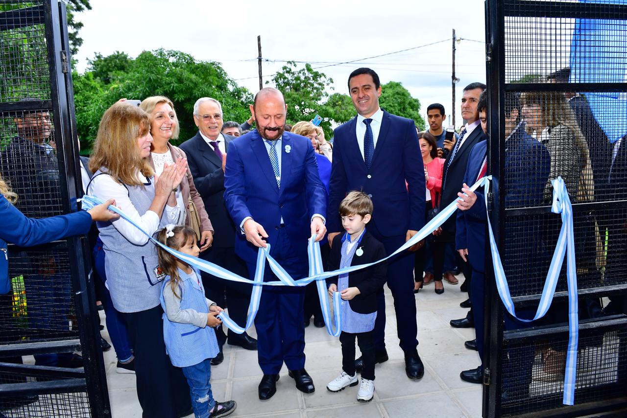 Con fondos provinciales el gobierno inauguró 23 escuelas en cinco meses