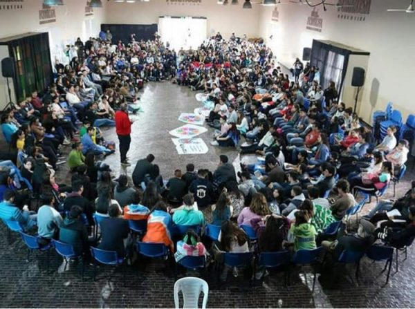 Estudiantes secundarios de todos el país en Formosa