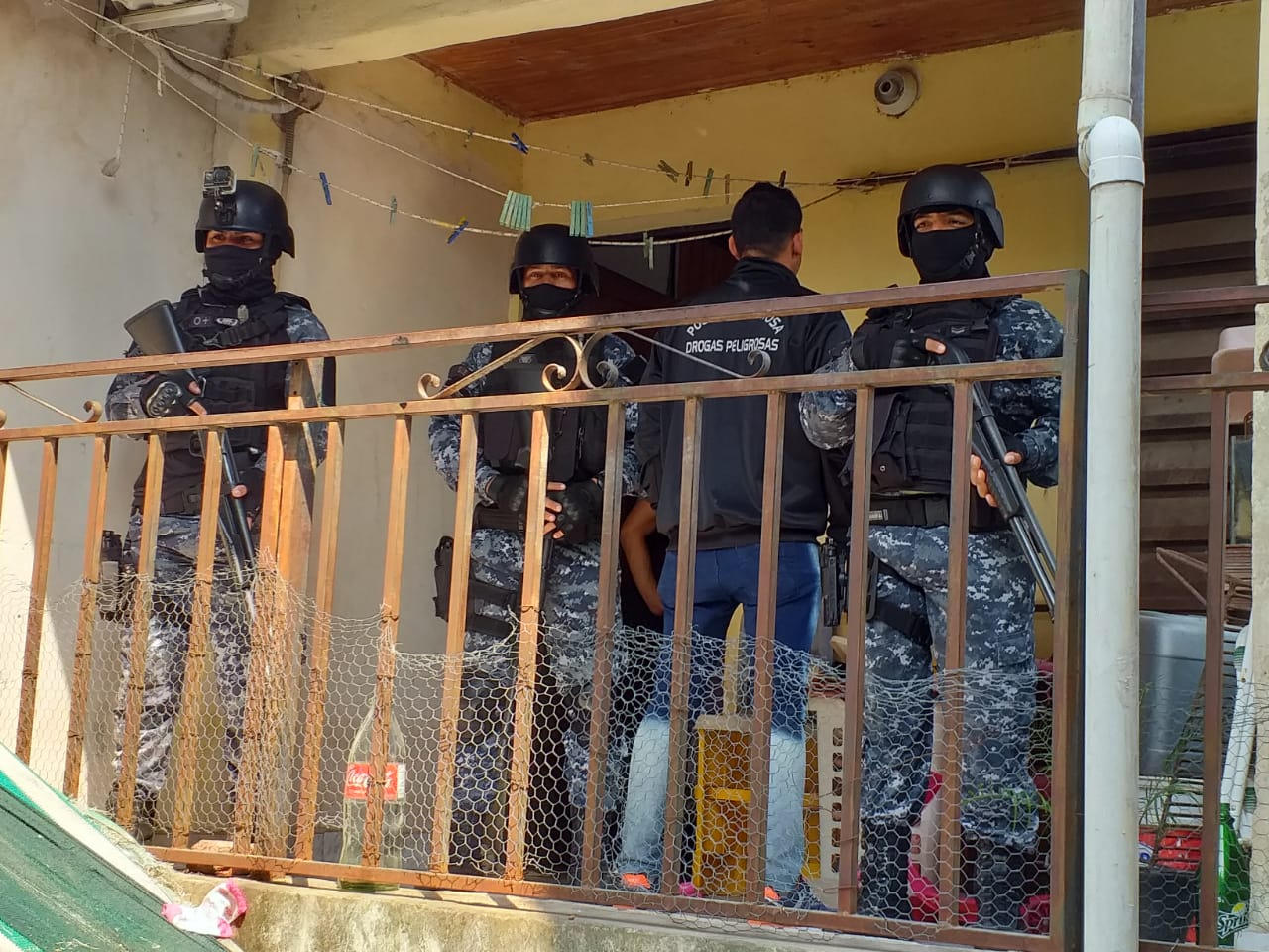 Detención en “El Mangal”, allanamiento y secuestro en el Illia II