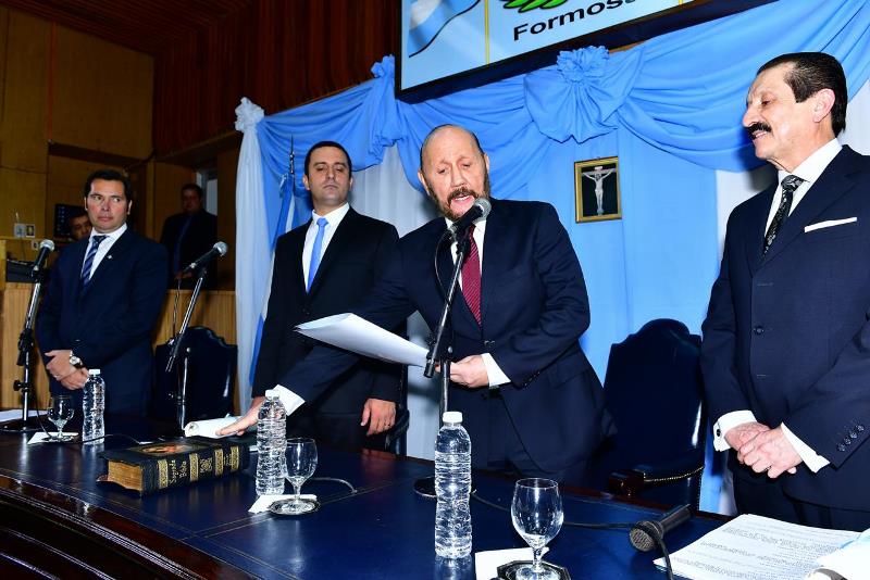 La fórmula Insfrán- Solís prestó juramento en la Legislatura provincial
