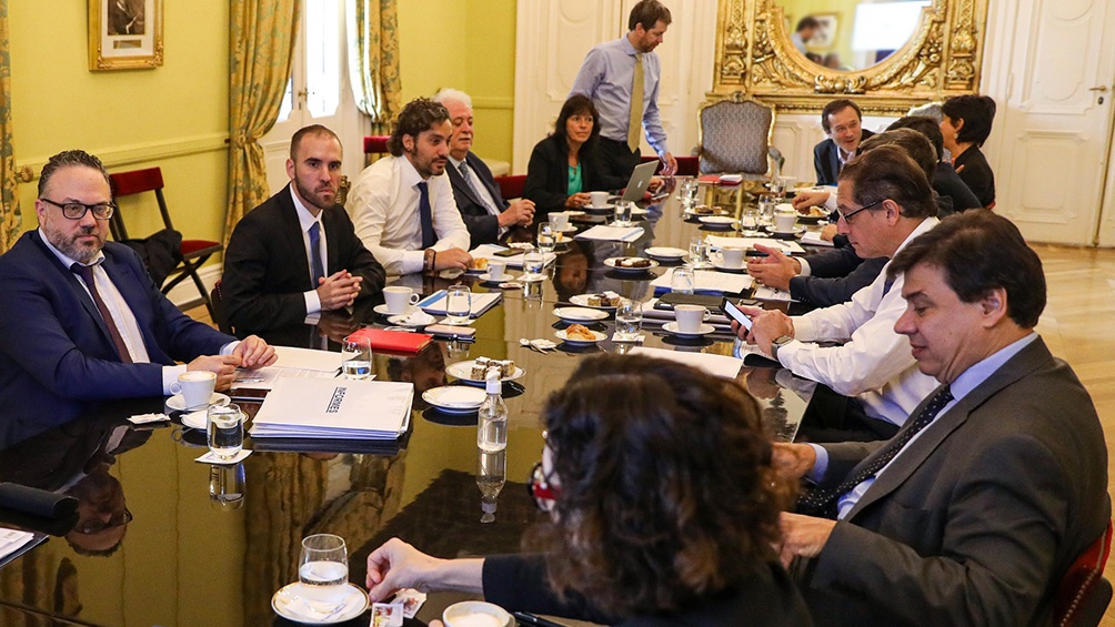 El gabinete analizó reglamentar el programa de Asistencia al Trabajo y la Producción