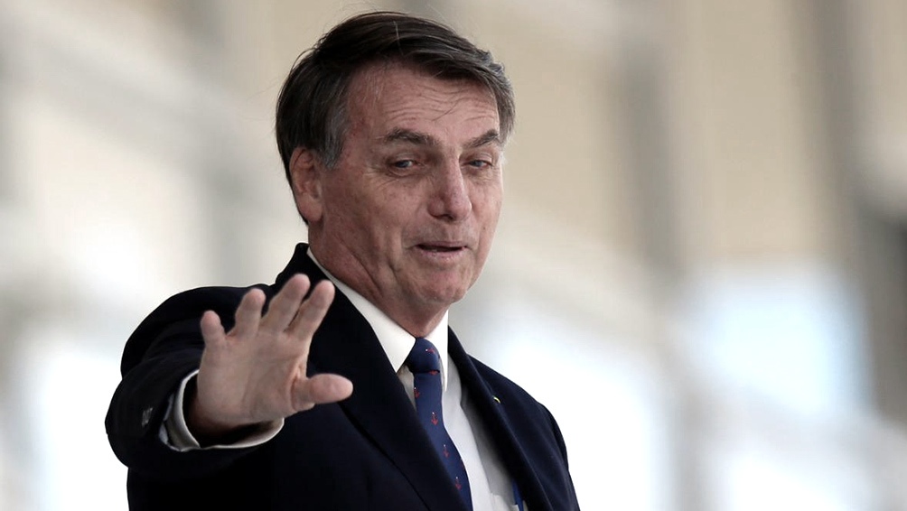 El ministro de Salud se entera del decreto de Bolsonaro por los medios