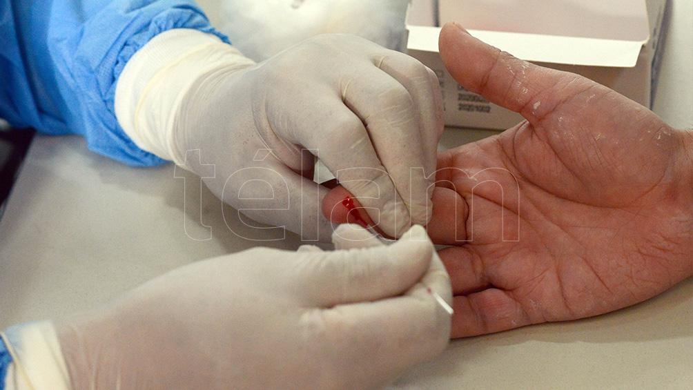 Coronavirus: suman 293 las muertes y 5611 los casos confirmados en el país
