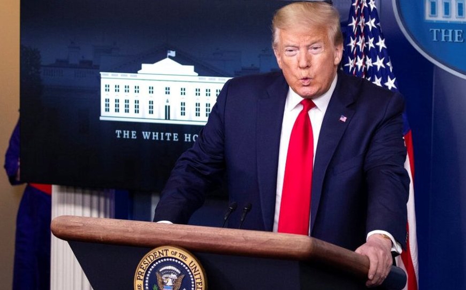 Trump firmó un decreto que afectará a las redes sociales