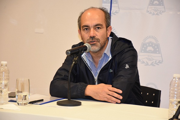 Pérez: “No hubo aumento de REFSA, estamos pagando lo que consumimos en el verano”