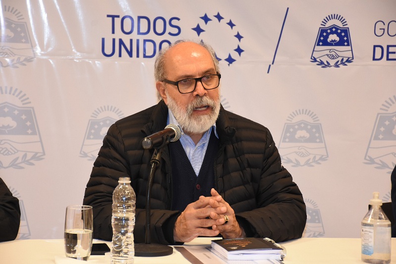 Ibáñez describió la ayuda social y las líneas de apoyo a las PyMES