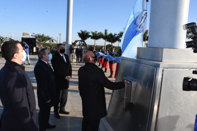 Insfrán rindió homenaje a los gestores de la provincialización
