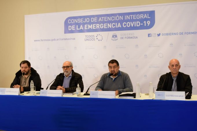 Cuatro casos nuevos de COVID: familiares de un auxiliar del Juan Pablo II