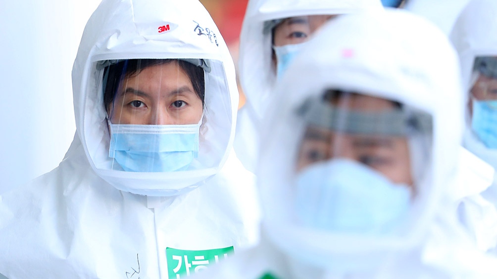 Corea refuerza el distanciamiento y prohíbe público en estadios por fuerte repunte