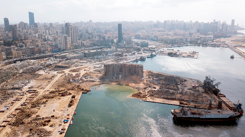 El puerto de Beirut retoma parte de sus operaciones a una semana de las explosiones