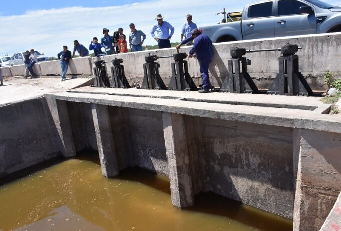 Destacan el plan de obras hídricas del Modelo Formoseño
