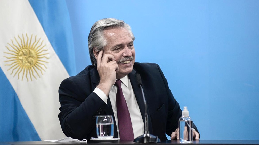Otra vez nos salvan “los malos de la película”