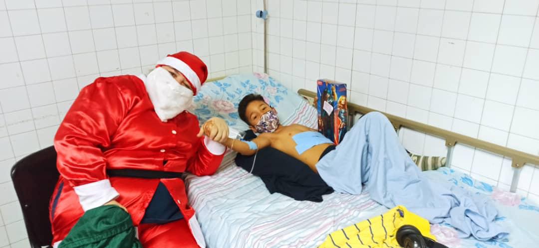 No se ha olvidado de Venezuela: Viktor Rom Realizo una labor social en apoyo a los niños del hospital Victorino Santaella