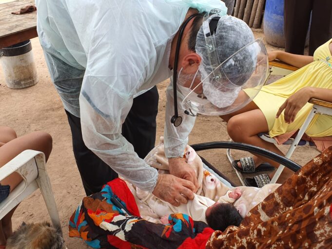 Atenciones pediátricas en comunidades aborígenes