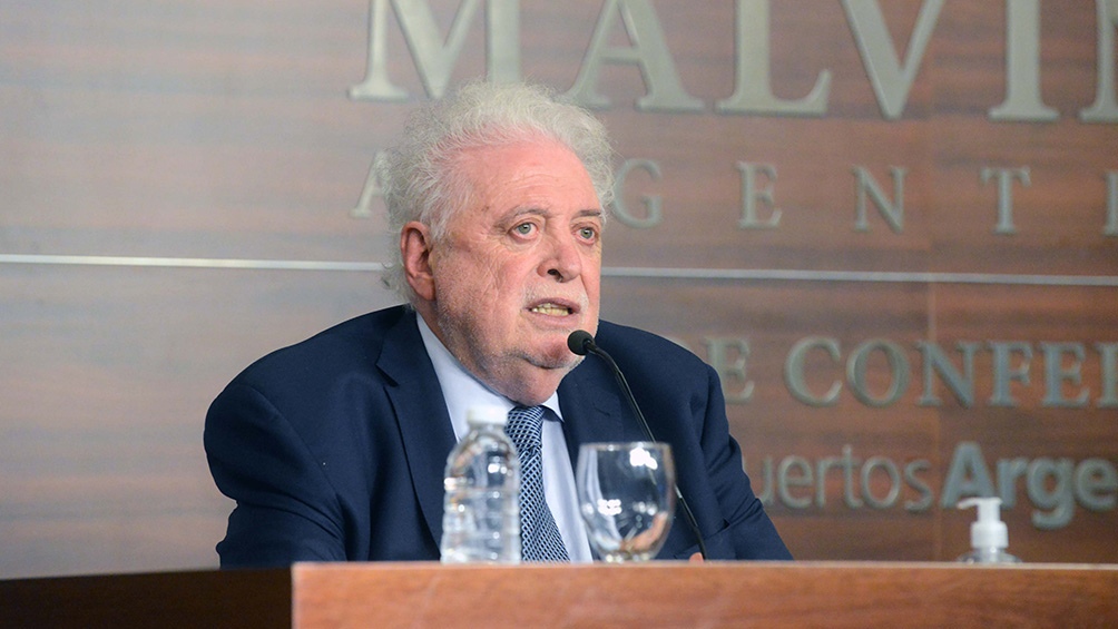 Ginés González García presentó formalmente su renuncia
