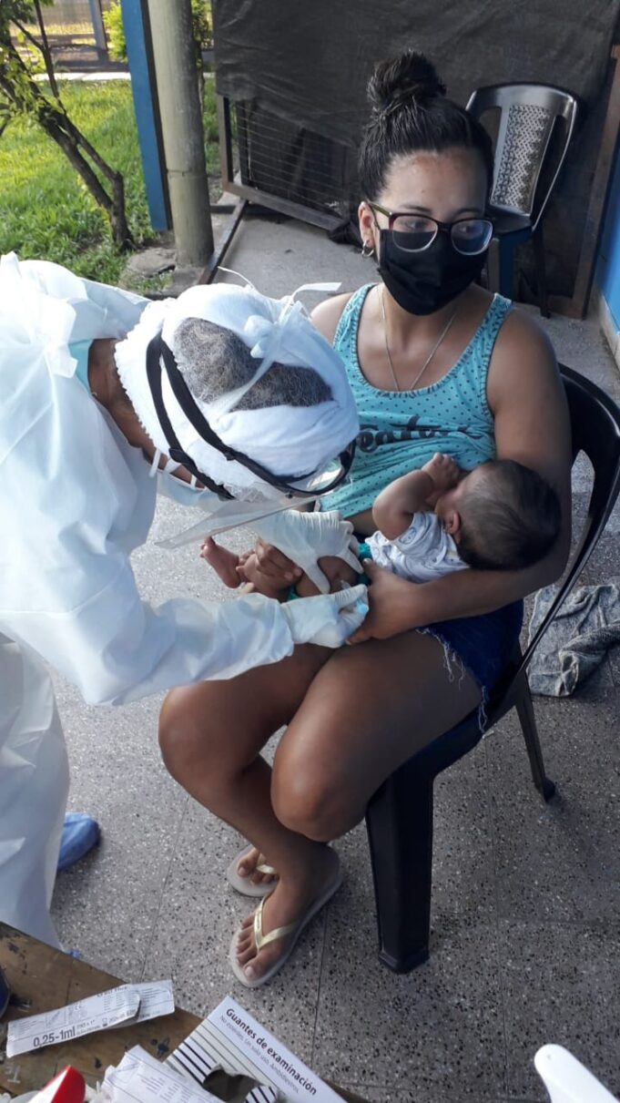 Operativos de vacunación en los centros de alojamiento preventivo