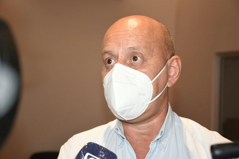 “Vamos a seguir aumentando los testeos, estamos en una situación de riesgo”, aseguró Romero Bruno