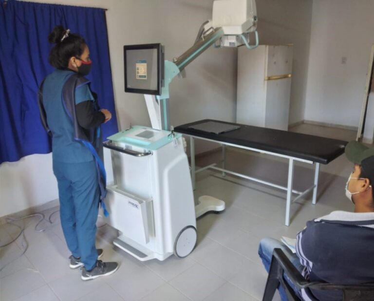Nuevo servicio gratuito de Rayos X fue habilitado en el hospital El Chorro