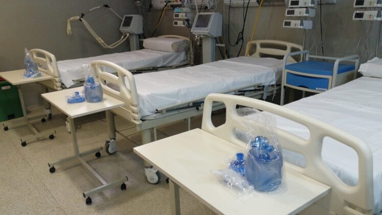 Ascienden a 142 las camas de terapia intensiva ante el aumento de casos en la provincia