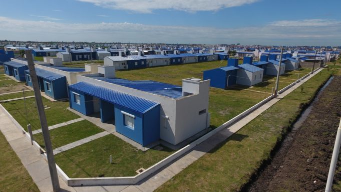 Gobernador llamó a licitación para la construcción de viviendas y otras obras para la RP N°23