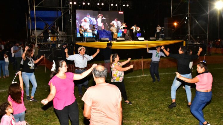 Con la presencia del vicegobernador Solís, Villafañe festejó sus 75 años de vida